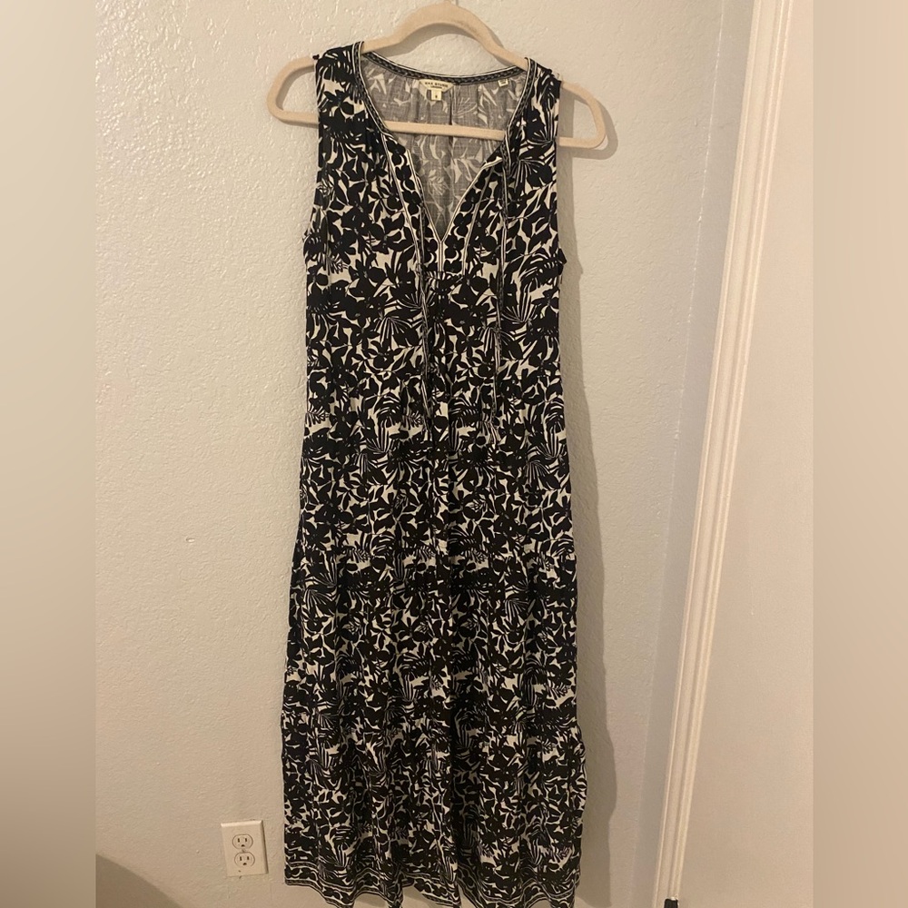 Max Studio Black and White Patterned Maxi Dress